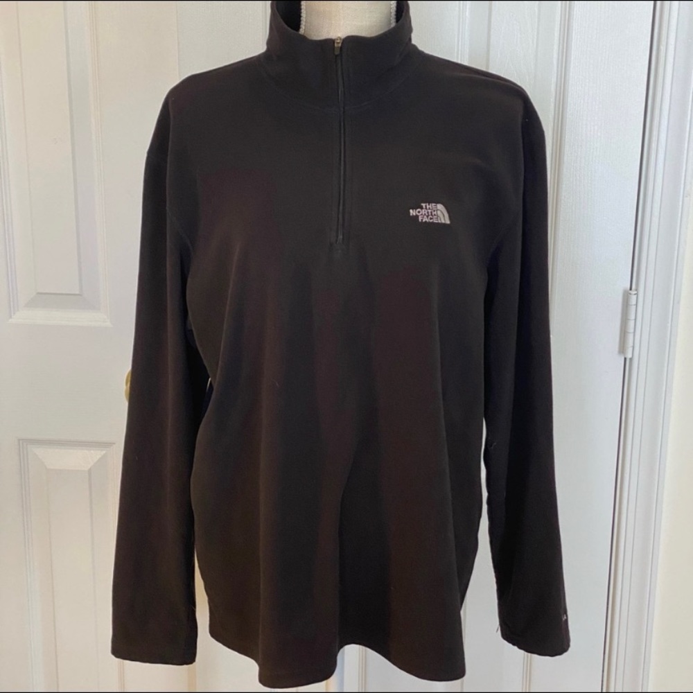 Men’s Large Half Zip North Face Pullover